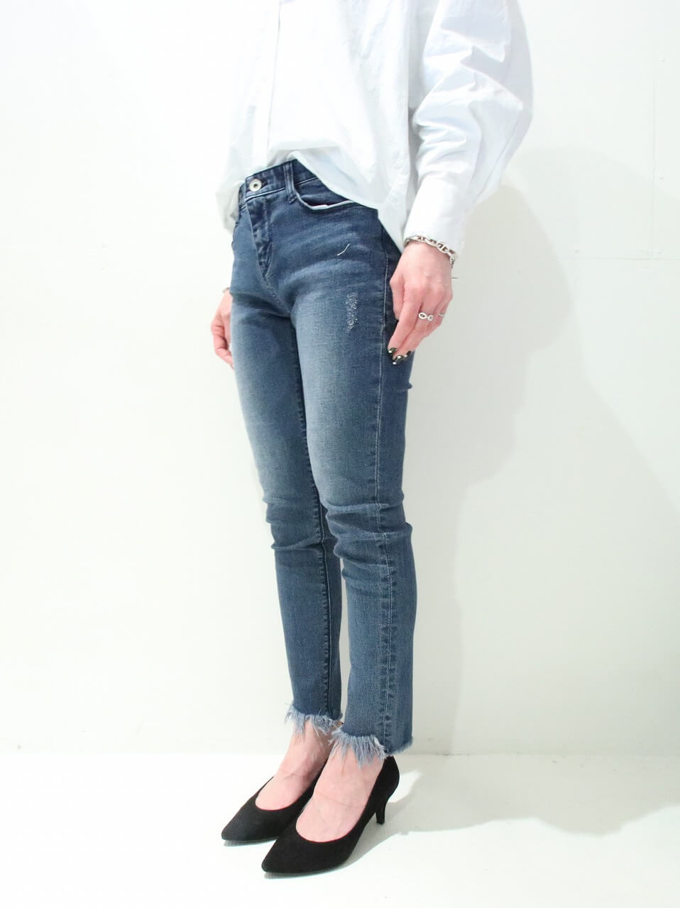 脚が細く見える、”すっごい” スキニーが入荷♪-Days- | GiGi official web site【公式ホームページ】