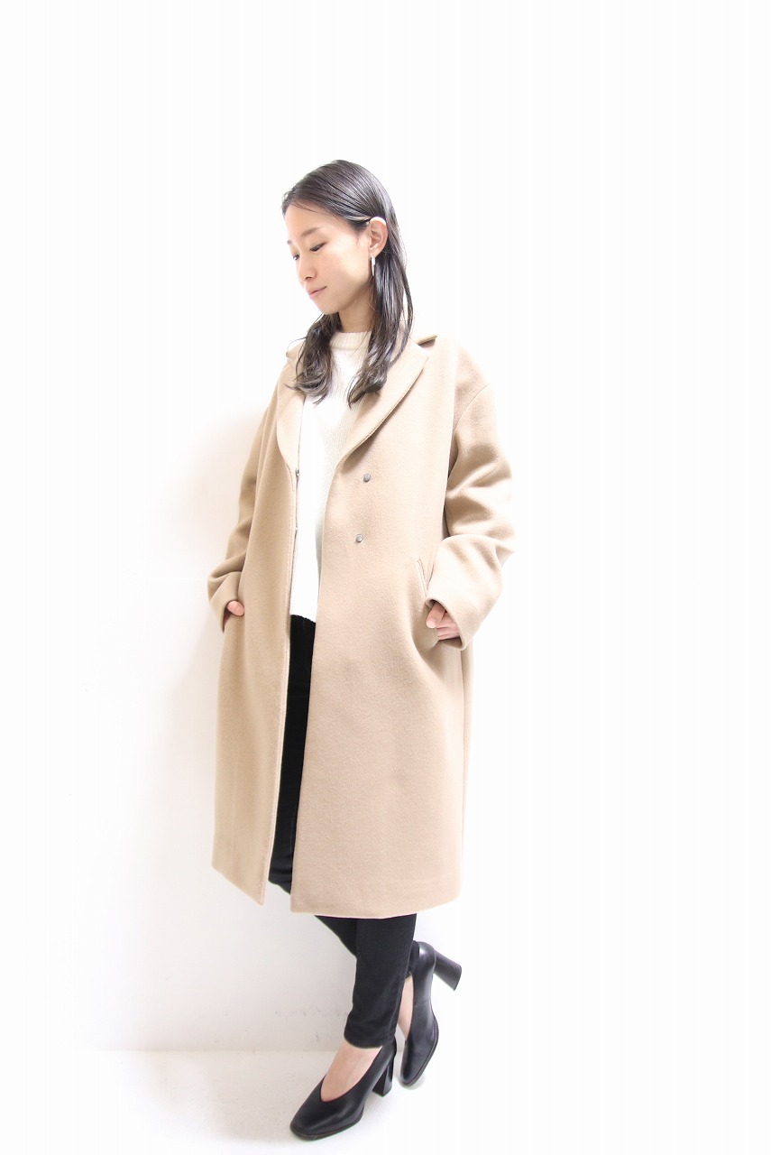 質で差をつける、大人なウールコート。CLOCHE | GiGi official web