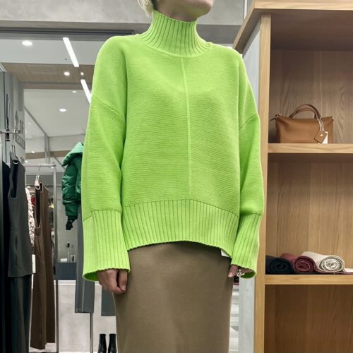 HELMUT LANG ネオンカラーハイネックリブニット ネオンカラー。【MANGRERELILA】ハイネックニット