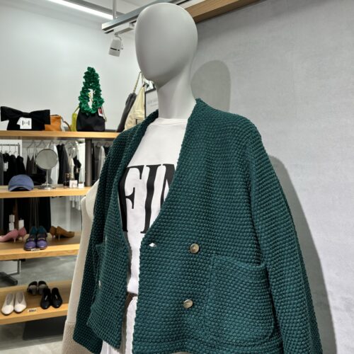 カーディガン感覚で着られる\tHermes\tEffet Kaleidoscopeブルゾン カーディガン感覚で、かっちり。【CYANTOKYO】ニットライクブルゾン