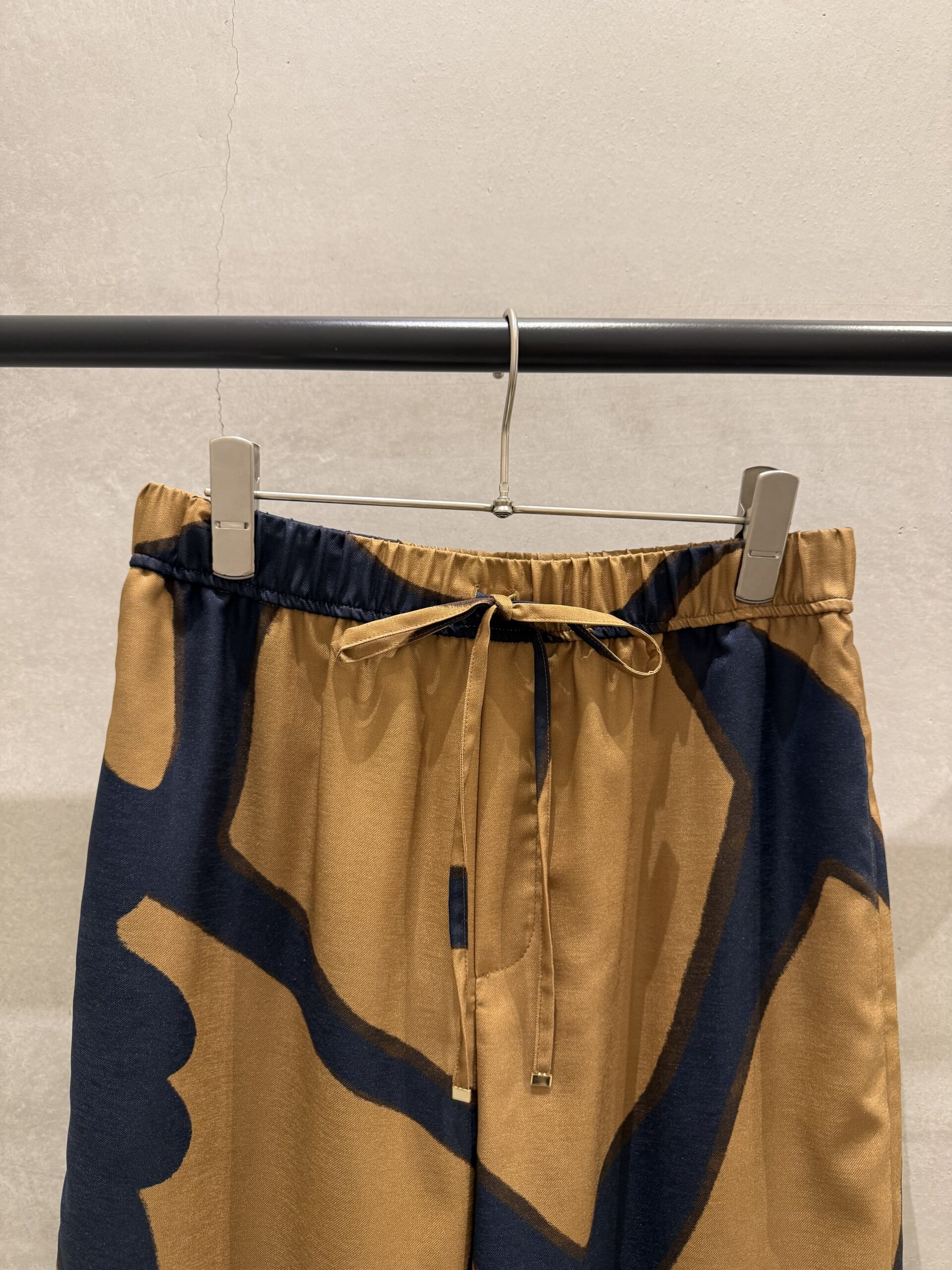 AFB 1969 プリント ストレートパンツ M AFB 1969 プリント ストレートパンツ M