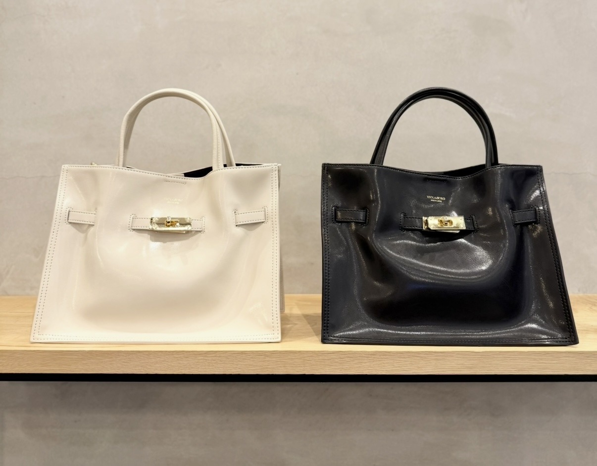 VIORDE ヴィオーデ　新品未使用！ 毎日頼れる本命bag！【VIOLA d'ORO】VOGUE | GiGi official web site