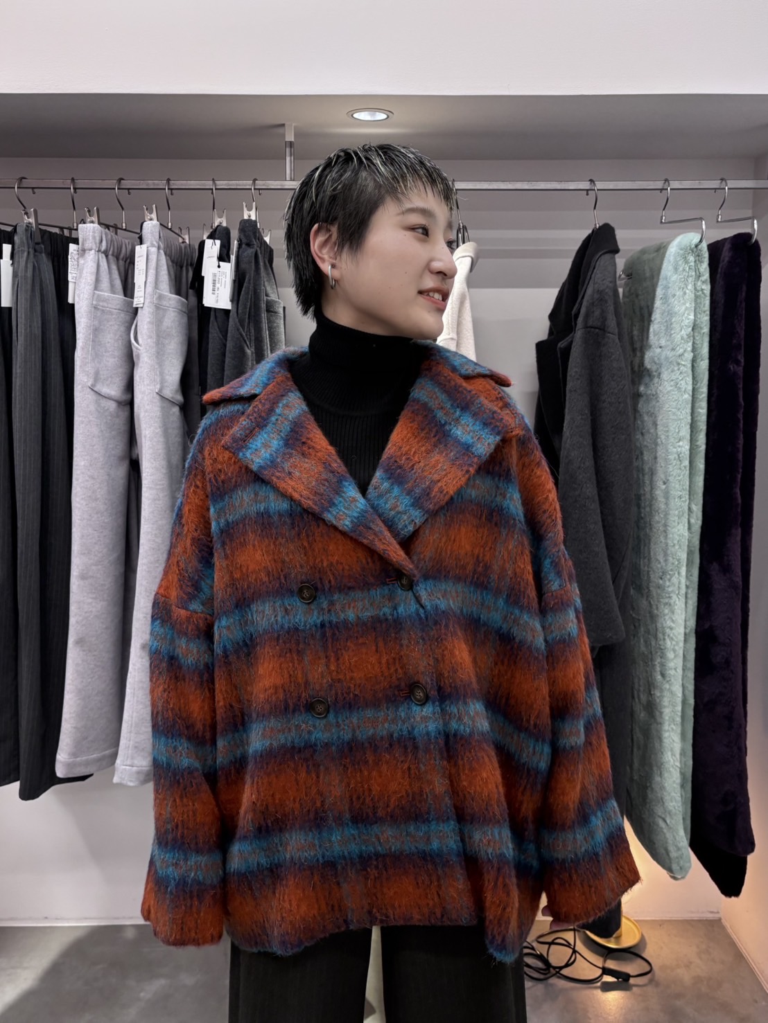 寒いです！今こそコート。【CLOCHE】ウールシャギーコート2種