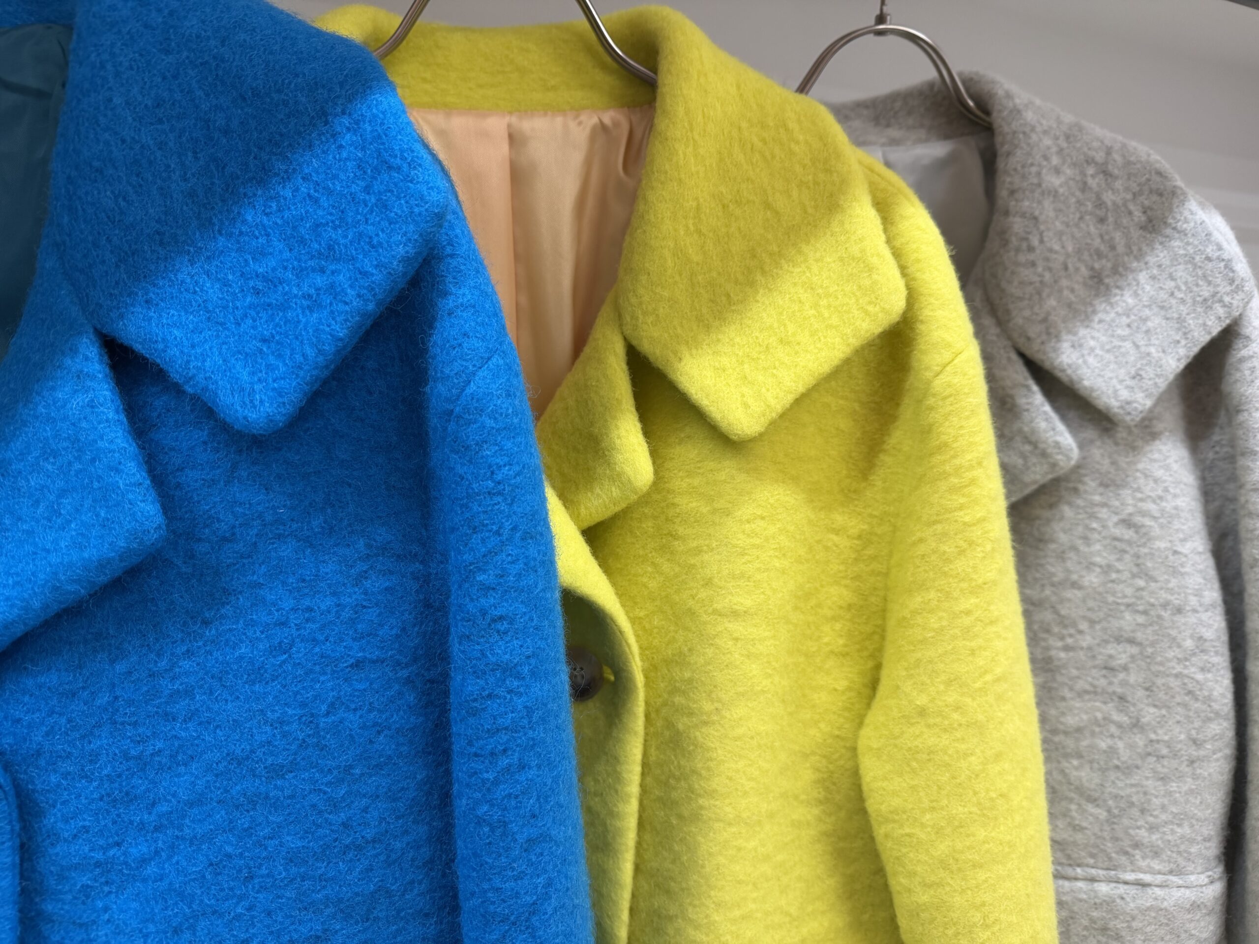 ウールが80％なのに重くない！？軽量ジャケット【BLUEFRONCE